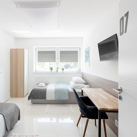 B&B Sport Rooms ワルシャワ エクステリア 写真