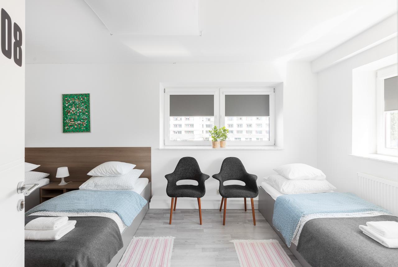B&B Sport Rooms ワルシャワ エクステリア 写真