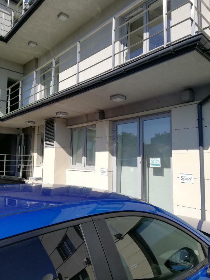 B&B Sport Rooms ワルシャワ エクステリア 写真